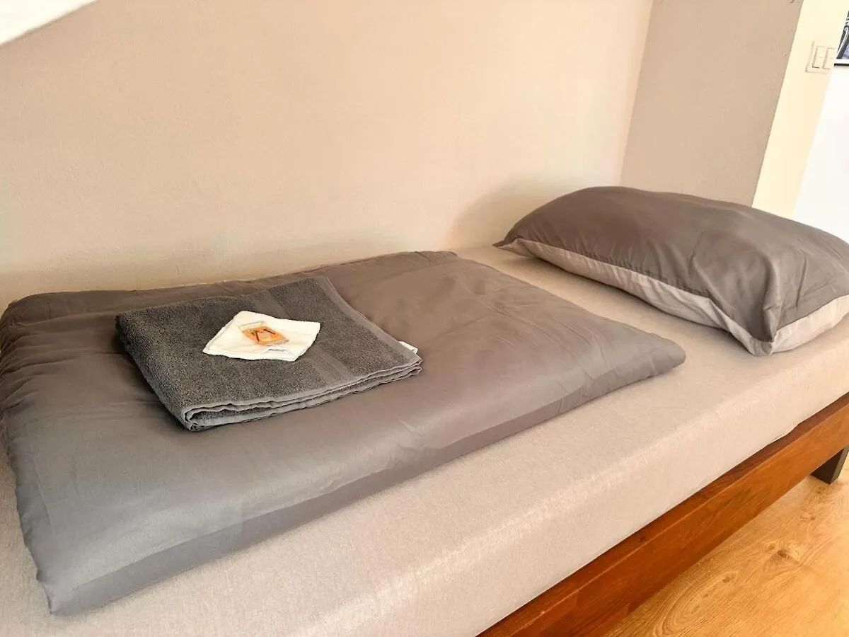 Full Premium City Villa - 2 Bedrooms For 5 People - Near Metro Vídeň 0*,
