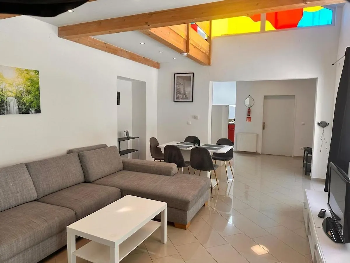 Feriehus Full Premium City Villa - 2 Bedrooms For 5 People - Near Metro Wien